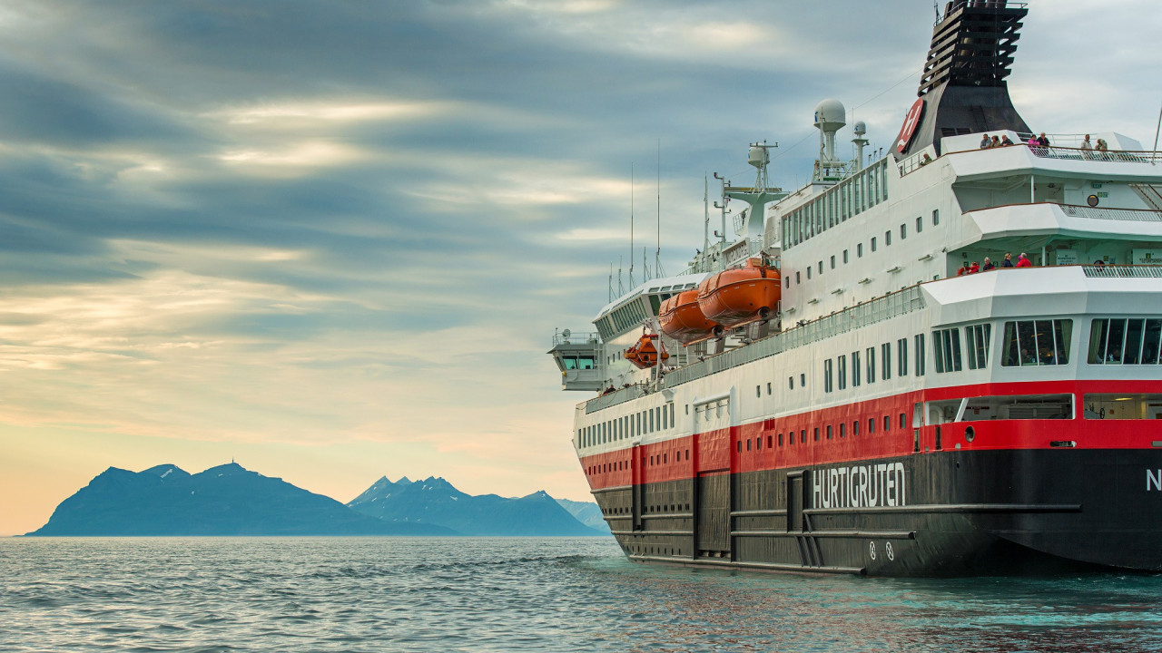 12-daagse cruise Hurtigruten traveldeal